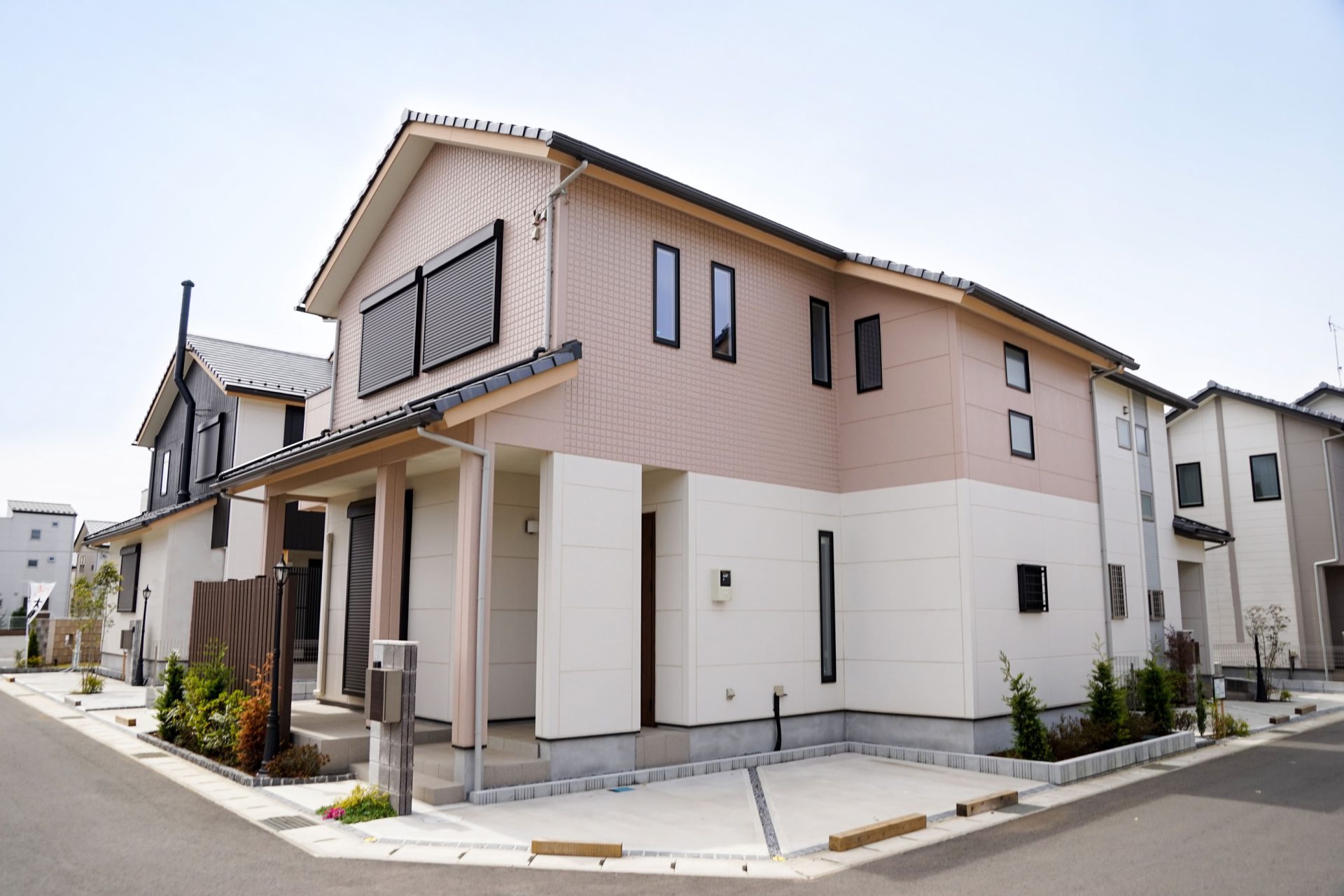【富士見市】30坪2階建て住宅の外壁塗装相場は？ 費用を詳しく解説！
